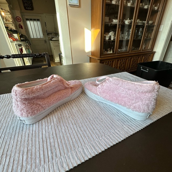 Vans Pink Fuzzy Lace-Up Sneakers - Picture 3 of 4